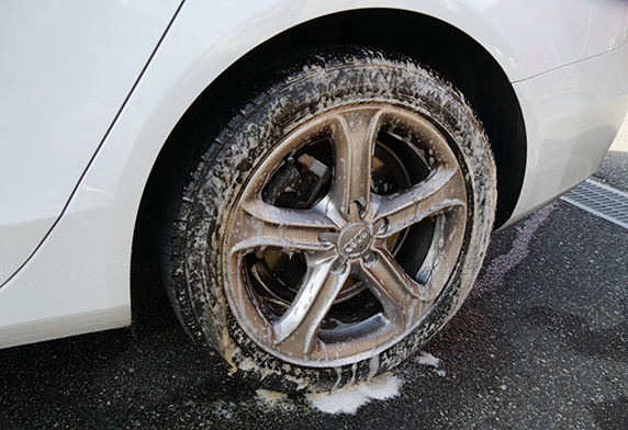 Digloss Kamitore Wheel and Tire Cleaner -05